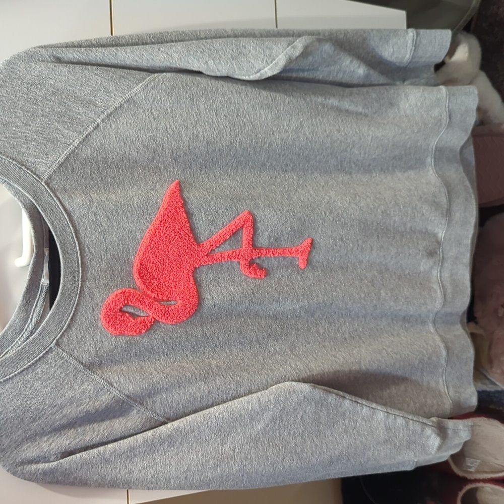 Old Navy Sweatshirt Grey- Flamingo 🦩 Size L